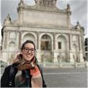Dottoressa in Giurisprudenza aspirante magistrato impartisce ripetizioni in diritto, soprattutto in penale, civile e amministrativ