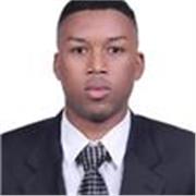 Docente en Español en línea, realizando adaptaciones curriculares