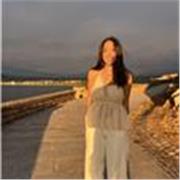 ¡Hola! Soy Ana, estudiante de Anatomía Patológica, y ofrezco clases particulares de apoyo escolar para niños y adolescentes