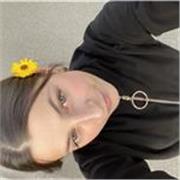 Offro ripetizioni ai bambine delle scuole elementari e medie,adattandomi alle loro esigenze 