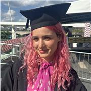 CSM Fashion Design Graduate offering portfolio tutorials for aspiring students