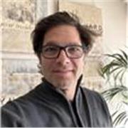 Profesor y coach de marketing digital apto para todos los niveles 