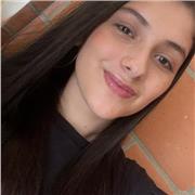Colombienne d’origine, espagnol de langue maternelle