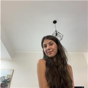 Ciao, sono un ex ballerina classica…ero in accademia…se vuoi sono qui!