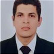 Profesor para todas las edades, especialmente adultos mayores