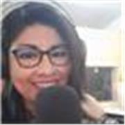 Profesora de comunicación y oratoria imparte clases como jugando