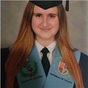 Estudiante de historia en la universidad de Alicante, con B2 de Inglés y bachiller con matrícula de horor. Doy cualquier asignatura de letras