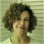 Soy profesora con alto grado de experiencia en la enseñanza de inglés como segunda lengua en niños y adolescentes. Cuento con herramientas, estrategias y disposición para encontrar de acuerdo con sus necesidades la mejor forma de aprender potencializando 