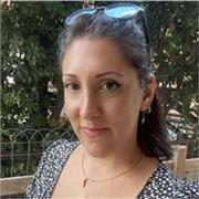 Laureanda in mediazione linguistica. Mi laureerò a maggio, sto completando la stesura della tesi