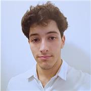 Sono uno studente universitario con molto tempo libero che posso dedicare ad aiutare te o i tuoi bambini a fare i compiti