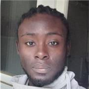 Sui étudiant et Prof de maths avec 3 ans d expérience