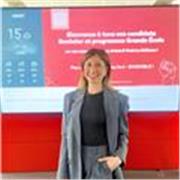  Je suis professeure d’anglais et j’interviens principalement auprès d’un public adulte au sein d’écoles de commerce.
