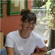 Laureata in Ingegneria Fisica e Fisica dei Sistemi Complessi, con 8 anni di esperienza, offre lezioni online di matematica e fisic