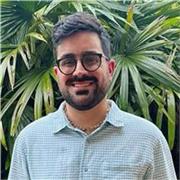Profesor de programación apto para todas las edades 