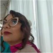 Laureata presso l'università di Bari di lingue svolgo lezioni private di francese o inglese per tutti i tipi di scuole o istituti