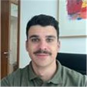 Abogado, graduado por la universidad de Murcia y Universidad Europea, con experiencia en clases particulares de idiomas y derecho.