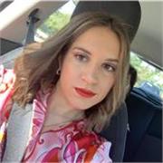 Doy clases particulares de ESO y Bachillerato de ciencias sociales. Soy graduada en Economía , en la universidad de Granada
