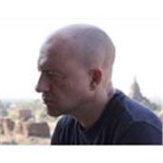 créatif publicitaire (+25 ans exp) pour cours en communication et suivit de portfolio.
exp de +10 ans en intervenant école de créa