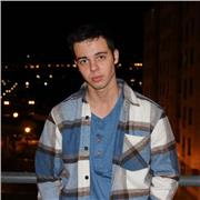 Profesor de inglés no nativo con nivel C1 para dar clases de nivel B1 o B2 para adultos o niños