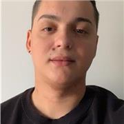 Hola Buenas el deporte que quiero enseñar es el fútbol soy un chico con mucha paciencia y ganas de enseñar a los 16 años jugué en el Zaragoza FC en la categoría de cadete me hace mucha ilusión enseñar a los niños este deporte mi método de enseñar es muy f