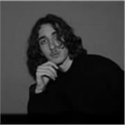 Profesor de inglés B2 ofrece clases dinámicas para jóvenes y adolescentes en Barcelona.