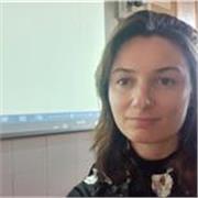 Profesora de inglés a niños y adultos de todos niveles
