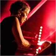 Cours de piano tous styles à domicile (variétés, jazz, salsa, classique)