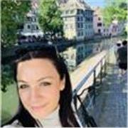 Native Italian language teacher with 5 years of experience. Hi my name is Elisabetta, I’m from Rome, Italy, but I live in London. I am a cabin crew instructor, teaching is my job but I fly too!! I love to travel and share stories from my experience.  I en