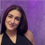 Offro lezioni ad alunni di elementari medie e superiori, sono diplomata in lingue e offrirei supporto  su materie umanistiche