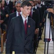 Eu tenho experiência em da aula para alunos presencialmente e online. Atualmente como educador estou lecionando para uns jovens