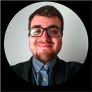 Graduado en derecho y abogado, actualmente trabajando en banca, disponible para dar clases en remoto.