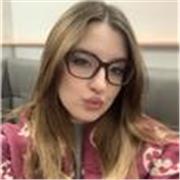 Diplomata in Tecnico commerciale delle vendite offre aiuto compiti per alunni delle elementari/ medie