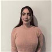 Over five years of dedicated experience in teaching English 🌟 A strong focus on improving conversational skills and building real