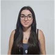 Profesora con un título sacado de Necesidades Especiales.