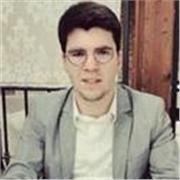 Stai cercando un insegnante di inglese per il tuo bambino? ECCOMI. Ragazzo serio, professionale, laureato in lingue. 