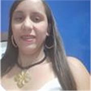 me defino como una persona comprometida, responsable, dedicada, creativa