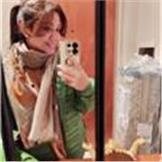 Ciao Dimmi cosa hai bisogno? E cominciamo Siamo pronti