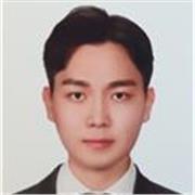 I am a tutor who is passionate about helping students discover their potential and achieve their goals.