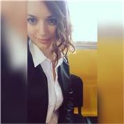 Studentessa universitaria impartisce ripetizioni di diritto per scuole superiori