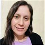Profesora de educación primaria que imparte materias de Matemática, PDL y Ciencias