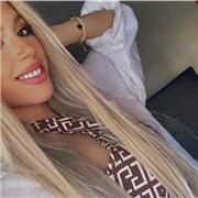 Ambiciosa, con actitud, positiva, simpática, paciente y extrovertida