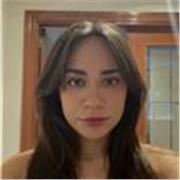 Profesora de inglés tanto para niños y adultos de nivel principiante a intermedio.