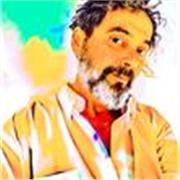 Profesor de cine con más de 5 años de experiencia y con alumnos ganando en el Festival de Cine de Málaga desde 2018