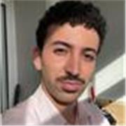 Soy estudiante del grado en química en la UMA y me encanta dar clases a quien lo necesite. Me gusta compartir mi pasión y que la gente la vea de la misma manera que yo