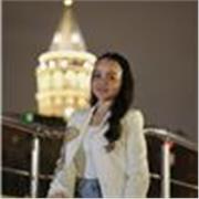 Profesora de inglés apta para trabajar con todas las edades