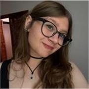 graduada del secundario con orientación económica
