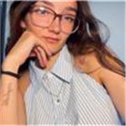 Si soy sincera, tengo dos hermanas pequeñas, las cuales han pasado o están pasando por primaria y siempre me he dedicado a ayudar