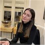 Studentessa laureata in Lettere Moderne offre ripetizioni a studenti delle medie e superiori per le seguenti materie: italiano, storia, filosofia, inglese (livello b2), francese (livello b2 + diploma italofrancese). Si offre anche aiuto compiti per alunni