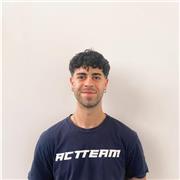 Profesor de ingles / maestro de primaria. Si buscas mejorar tu ingles, ya sea desde un nivel básico o avanzado no dudes en preguntarme. Además si tu hijo necesita clases de apoyo para cualquier materia, ¡también estoy dispuesto a echarle una mano!