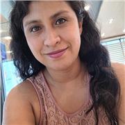 Muttersprachler Spanish-Tutor der kinder aller Altersgruppen unterrichtet